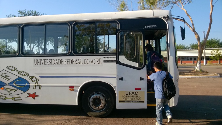 A caminho de aula prática.jpg