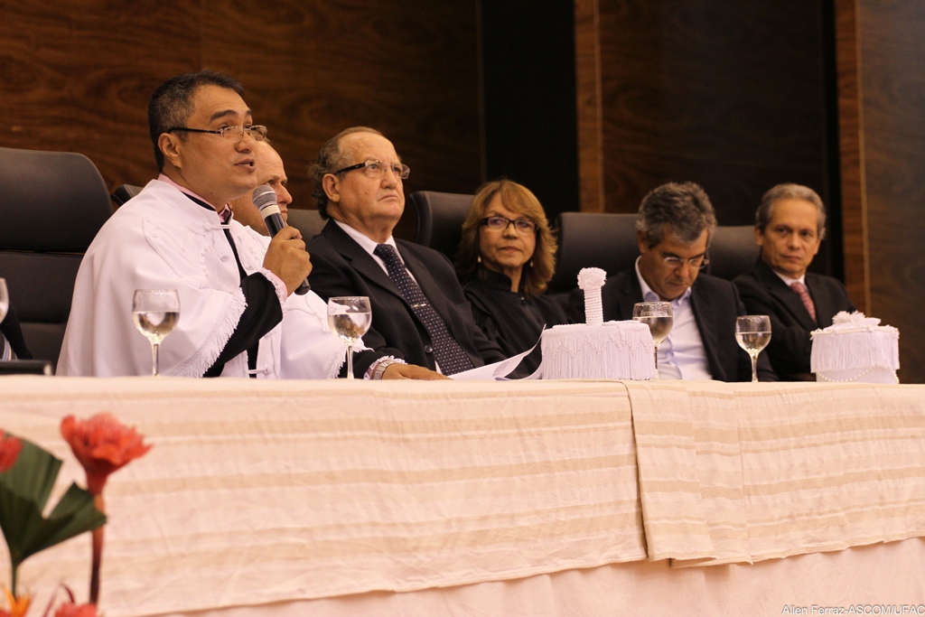 Posse Reitor e Vice-Reitora 03