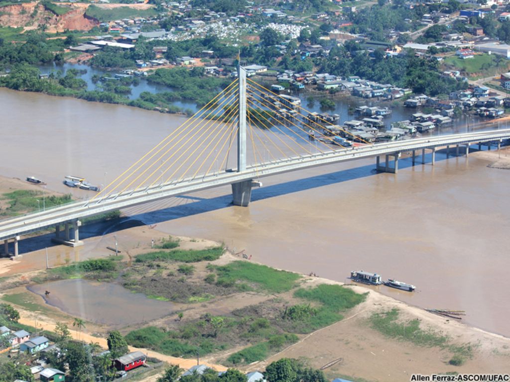 Cheia do rio Juruá é objeto de estudo no campus Floresta
