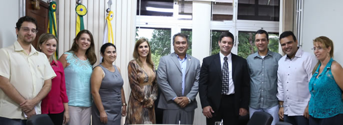 Cônsul-geral de Cuba visita a Ufac