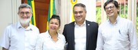 Deputada Eliane Sinhasique visita a Ufac