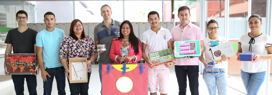 Jogos, vídeos e gibis são doados à Biblioteca Central da Ufac