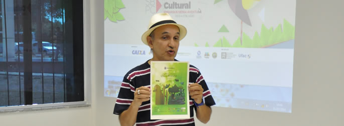 Maestro Mário Brasil apresenta espetáculo sobre Chico Mendes