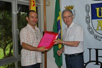 Mais um professor é empossado