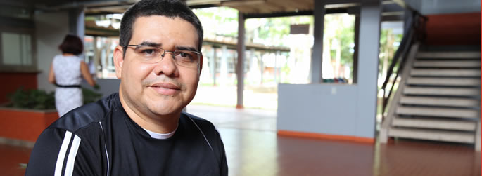 Professor da Ufac defende tese sobre imigração síria e libanesa