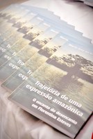 Professora publica livro sobre contos de Florentina Esteves