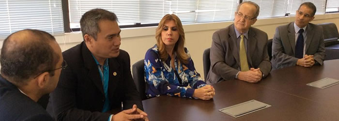 Reitor da Ufac apresenta atividades da SBPC para presidente do Tribunal de Justiça