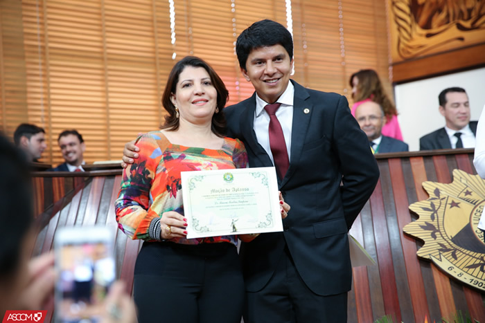 Reitor da Ufac é homenageado em sessão solene da Aleac