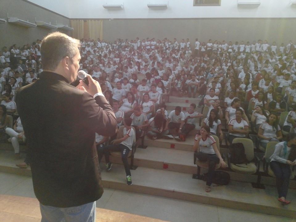Reitor e Sibá Machado promovem palestra sobre a SBPC em Cruzeiro do Sul e Mâncio Lima