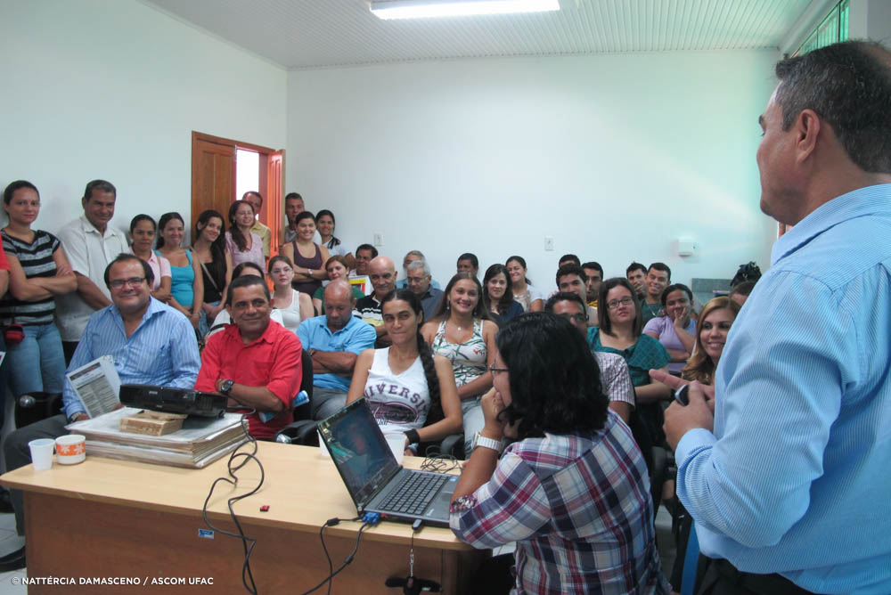 Reitor visita o Parque Zoobotânico da Ufac