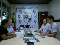 Representantes do IBGE apresentam Projeto Bibliotecas Depositárias à Ufac