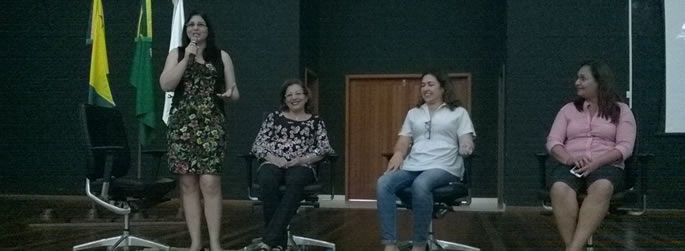 Servidoras recebem homenagem em Cruzeiro do Sul