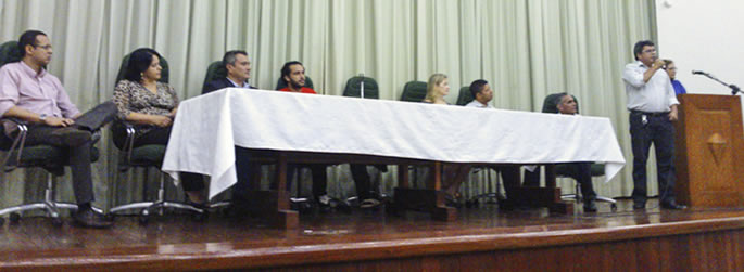 Sintest empossa nova diretoria