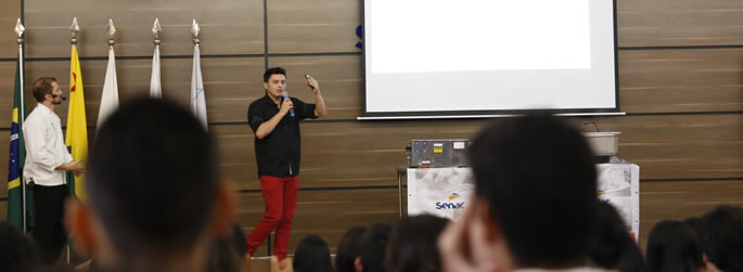 Técnica sous-vide é tema de oficina com participação de professor da Ufac