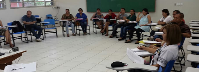 Ufac capacita professores do Ensino Médio