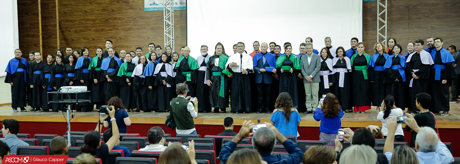 Ufac concede Título de Doutor Honoris Causa a Sebastião Salgado