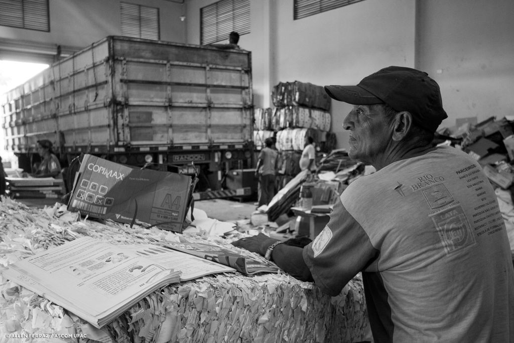 Ufac e Catar implantam coleta seletiva