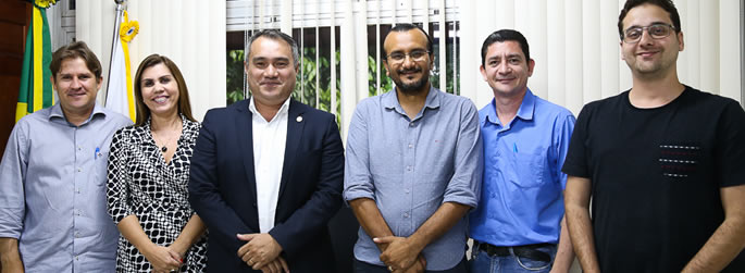 Ufac e Embrapa renovam parceria para fins de pesquisa