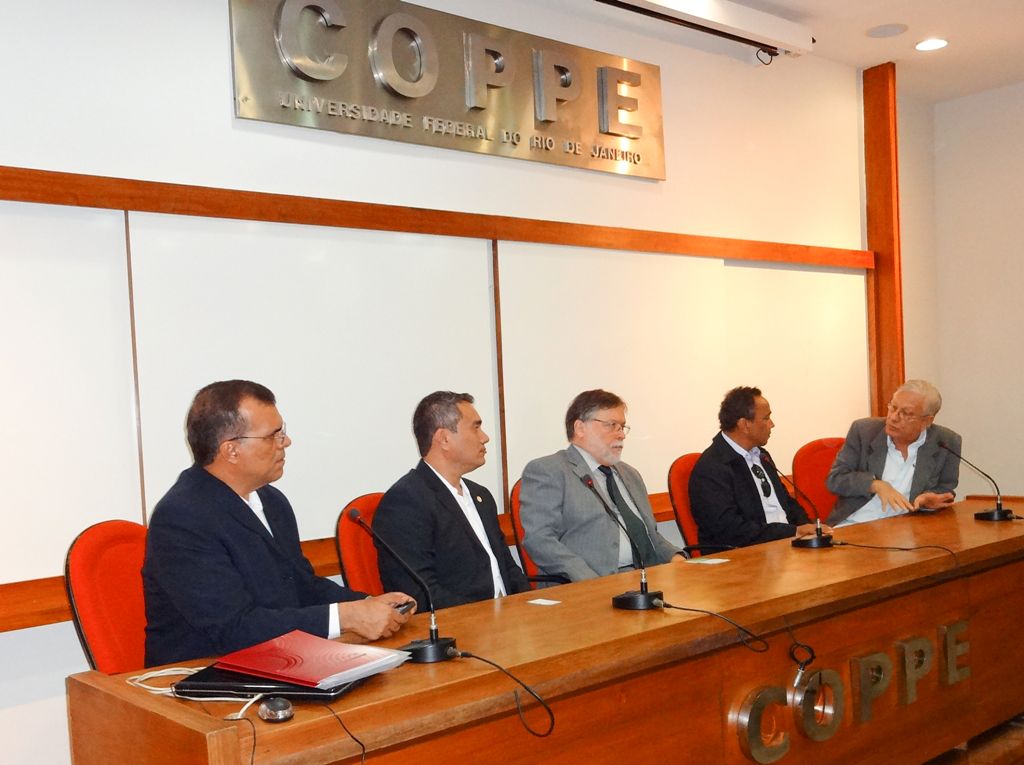 Ufac firma convênio com Coppe/UFRJ para disponibilização de 100 vagas para mestrado e 80 vagas para doutorado