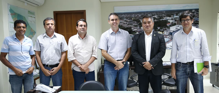 Ufac firma parceria com prefeitura de Rio Branco para recuperação de sistema viário