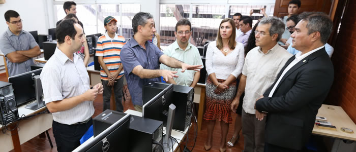 Ufac inaugura laboratório de manejo florestal