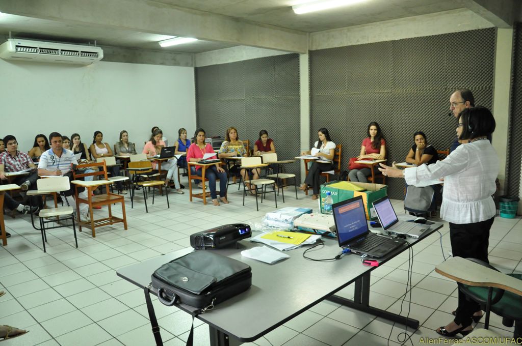 Ufac inicia quarto módulo da pós-graduação em Atenção Primária à Saúde