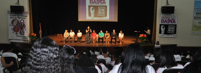 Ufac participa de combate à violência contra a mulher