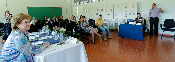 Ufac promove 6º professor à categoria de titular