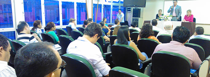 Ufac realiza encontro com representantes de escolas