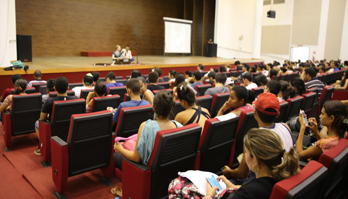 Ufac realiza encontro de bolsistas no campus