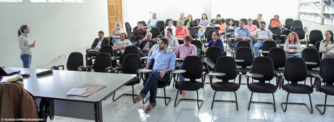 Ufac realiza Seminários Temáticos sobre a instituição