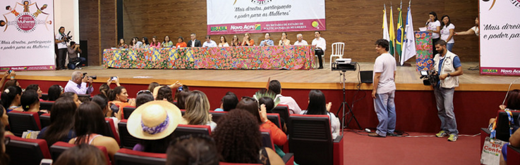 Ufac sedia conferência de políticas para mulheres